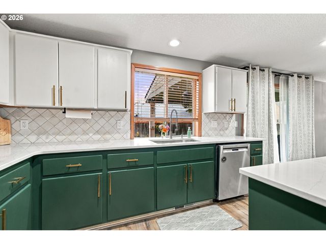 214 Nw 12TH St, Battle Ground, WA 98604