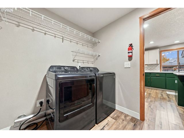 214 Nw 12TH St, Battle Ground, WA 98604