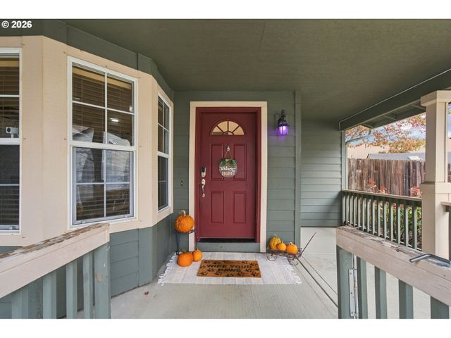 214 Nw 12TH St, Battle Ground, WA 98604