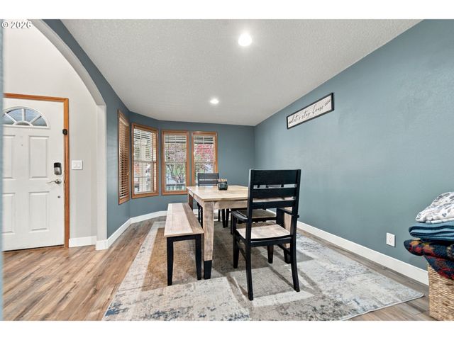214 Nw 12TH St, Battle Ground, WA 98604