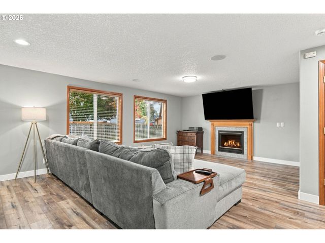 214 Nw 12TH St, Battle Ground, WA 98604
