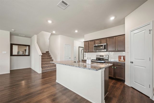 901 Euston Street, Denton, TX 76209