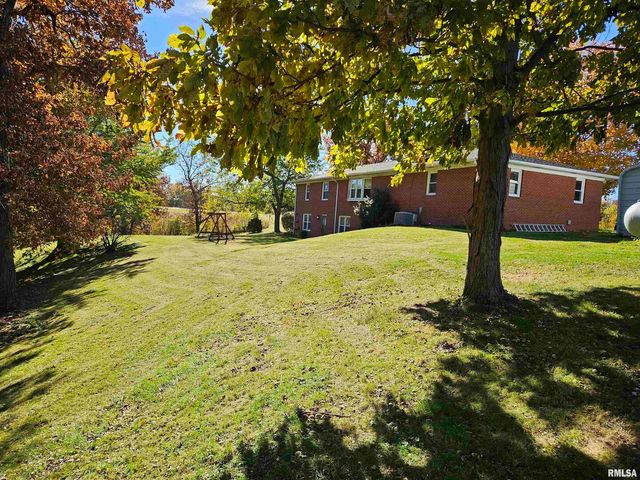 3881 Highway 61, Blue Grass, IA 52726