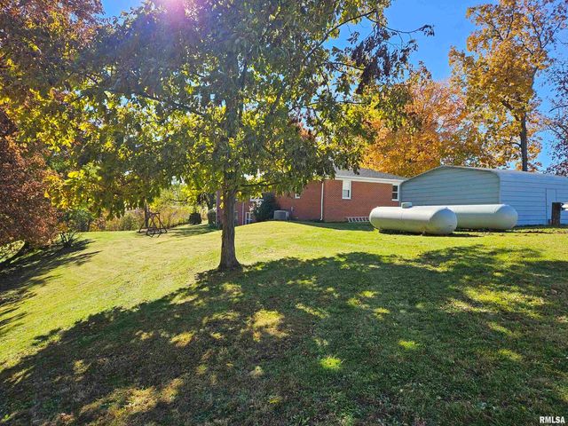 3881 Highway 61, Blue Grass, IA 52726