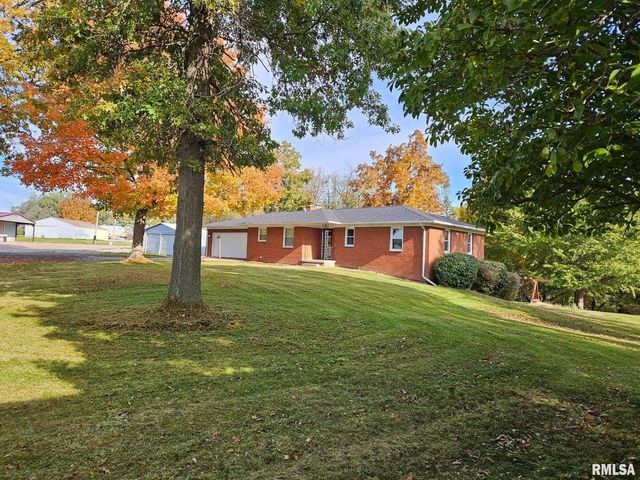 3881 Highway 61, Blue Grass, IA 52726