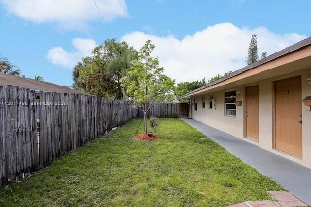 231 SW 8th Ct, Pompano Beach, FL 33060