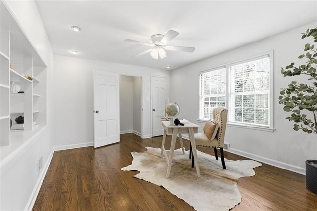 5206 W 70th Street, Prairie Village, KS 66208