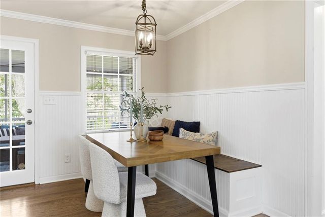 5206 W 70th Street, Prairie Village, KS 66208