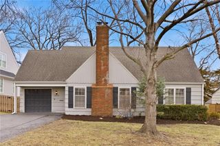 5206 W 70th Street, Prairie Village, KS 66208