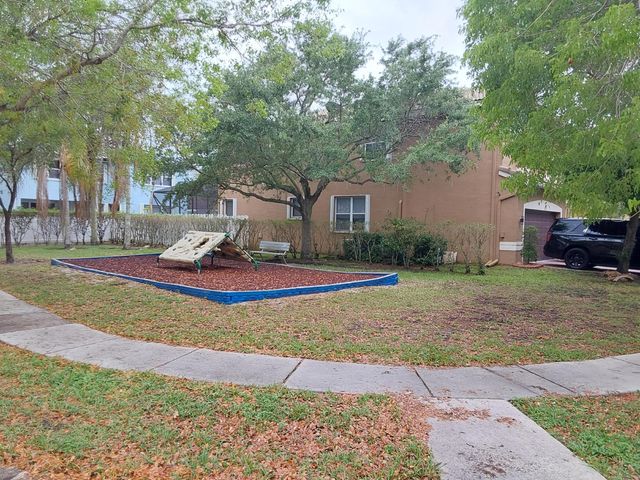 16208 SW 20th Street, Miramar, FL 33027