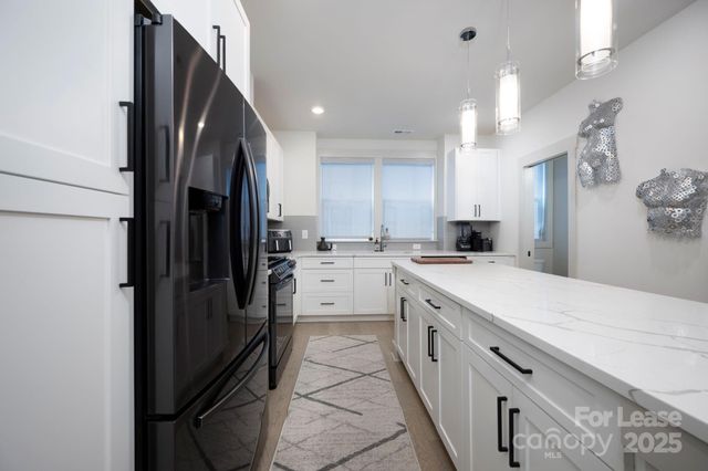 1033 Wesley Terrace Avenue, Charlotte, NC 28208