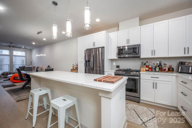 1033 Wesley Terrace Avenue, Charlotte, NC 28208