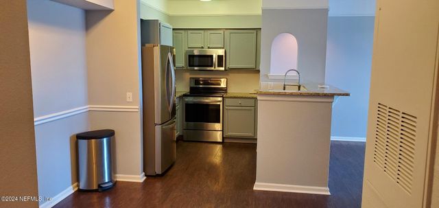 8550 TOUCHTON Road 1126, Jacksonville, FL 32216