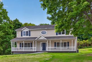 27 Cedar Drive, Putnam Valley, NY 10579