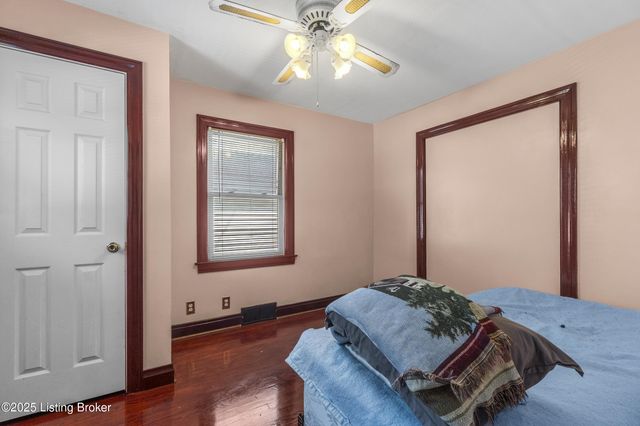 3238 Taylor Blvd, Louisville, KY 40215