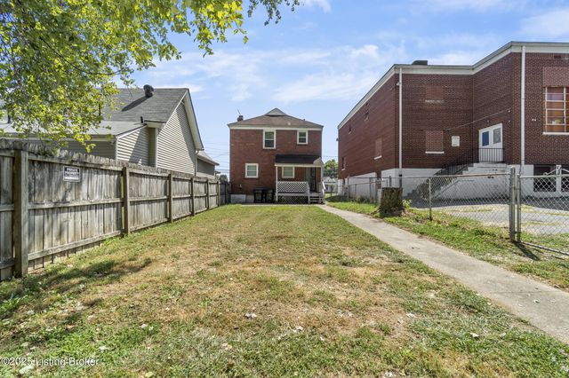 3238 Taylor Blvd, Louisville, KY 40215