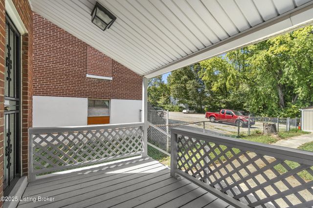 3238 Taylor Blvd, Louisville, KY 40215