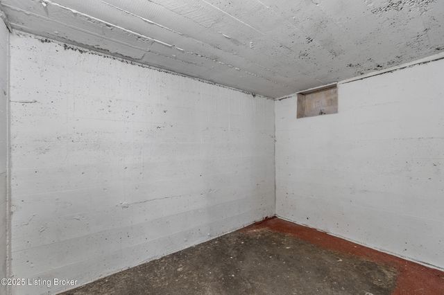 3238 Taylor Blvd, Louisville, KY 40215