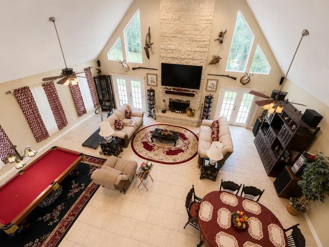 228 Fawn Trail, Lake Jackson, TX 77566