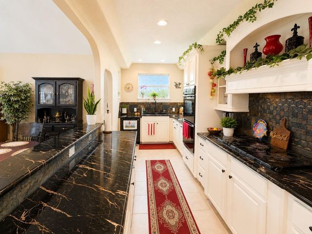 228 Fawn Trail, Lake Jackson, TX 77566