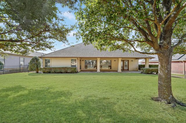 11704 Rosemont Court, Denton, TX 76207