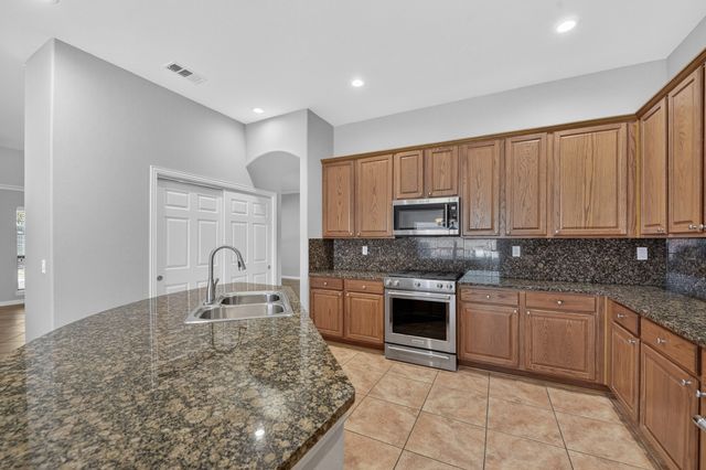 11704 Rosemont Court, Denton, TX 76207