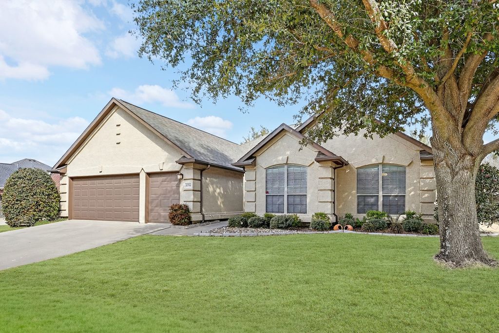 11704 Rosemont Court, Denton, TX 76207