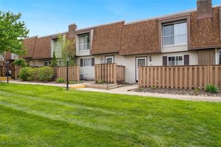 6468 State Road L11, Parma, OH 44134