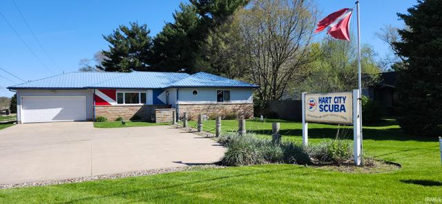 21807 State Road 120 Road, Elkhart, IN 46516