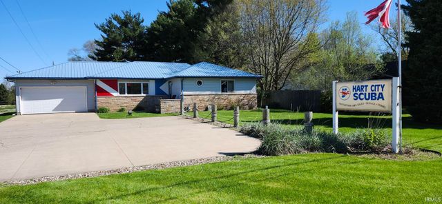 21807 State Road 120 Road, Elkhart, IN 46516