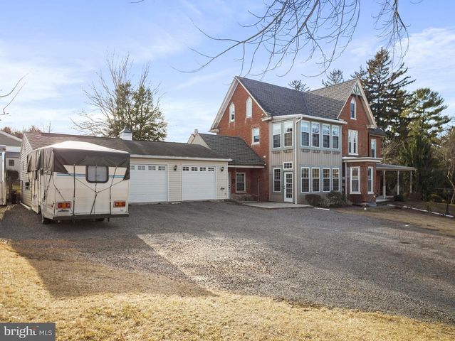 503 S POTOMAC STREET, Waynesboro, PA 17268