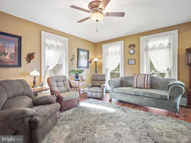 503 S POTOMAC STREET, Waynesboro, PA 17268