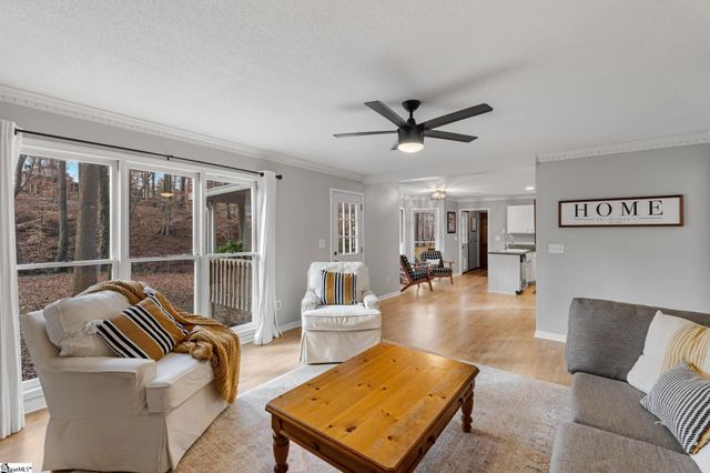 1106 Willow Branch Drive, Simpsonville, SC 29680