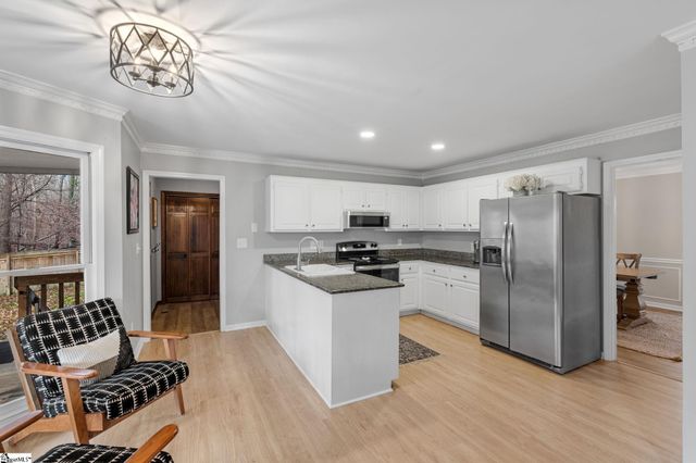 1106 Willow Branch Drive, Simpsonville, SC 29680