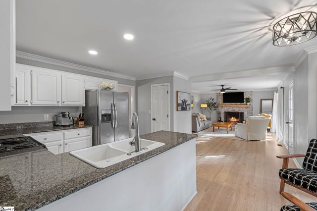 1106 Willow Branch Drive, Simpsonville, SC 29680