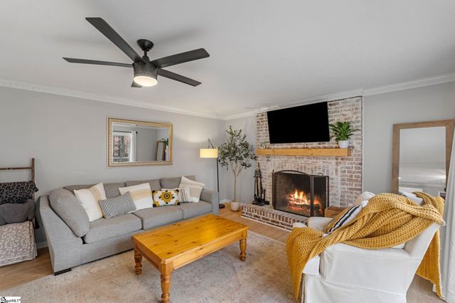 1106 Willow Branch Drive, Simpsonville, SC 29680