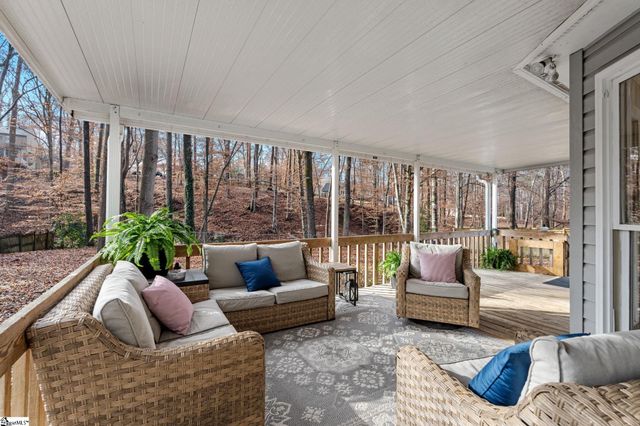 1106 Willow Branch Drive, Simpsonville, SC 29680