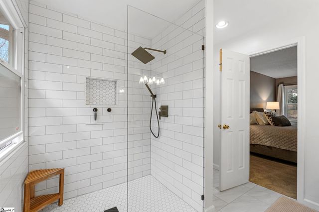 1106 Willow Branch Drive, Simpsonville, SC 29680