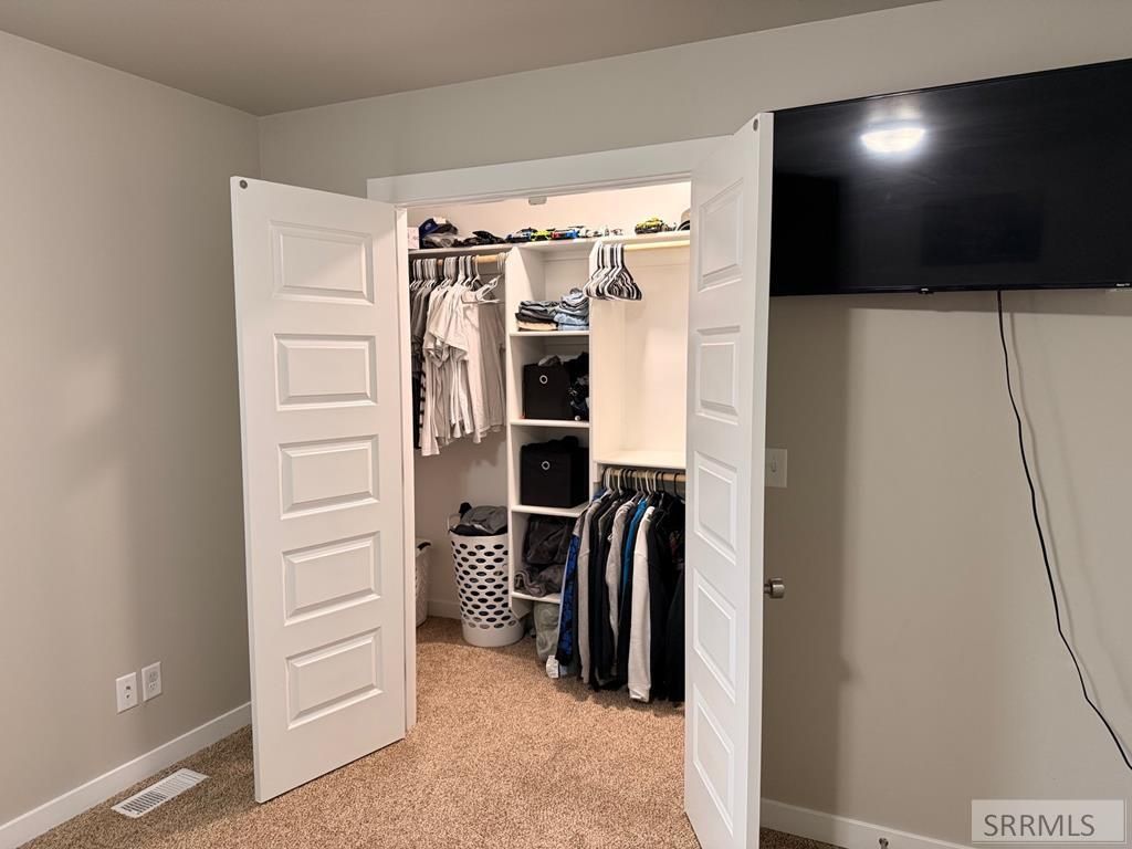 Image 24 of property listing at 2001 Lawrence Lane # 604, Blackfoot, ID 83221