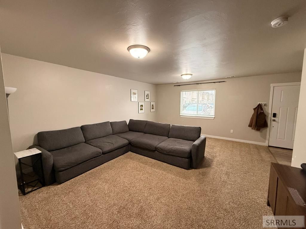 Image 7 of property listing at 2001 Lawrence Lane # 604, Blackfoot, ID 83221