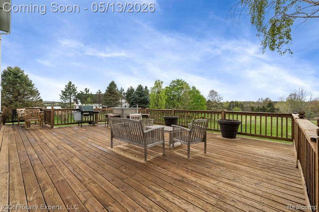 5128 Baldwin Road, Metamora, MI 48455