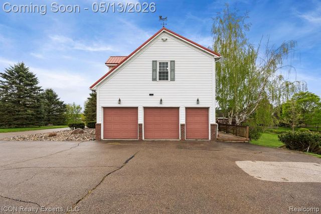 5128 Baldwin Road, Metamora, MI 48455