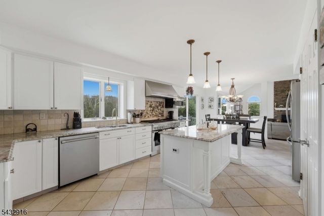 12 Homestead Farm Rd, Alexandria Twp., NJ 08848