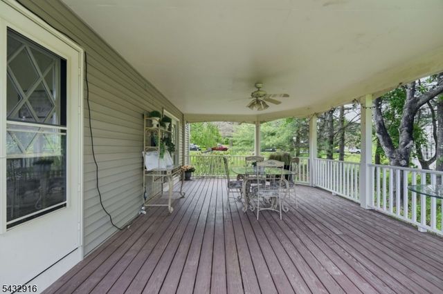 12 Homestead Farm Rd, Alexandria Twp., NJ 08848
