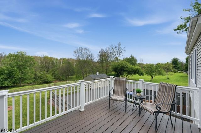12 Homestead Farm Rd, Alexandria Twp., NJ 08848