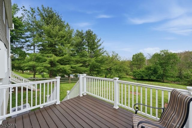 12 Homestead Farm Rd, Alexandria Twp., NJ 08848