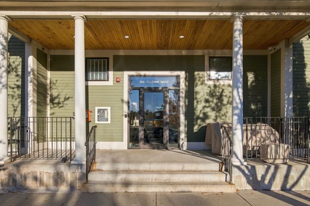 100 Fellsway West 302, Somerville, MA 02145