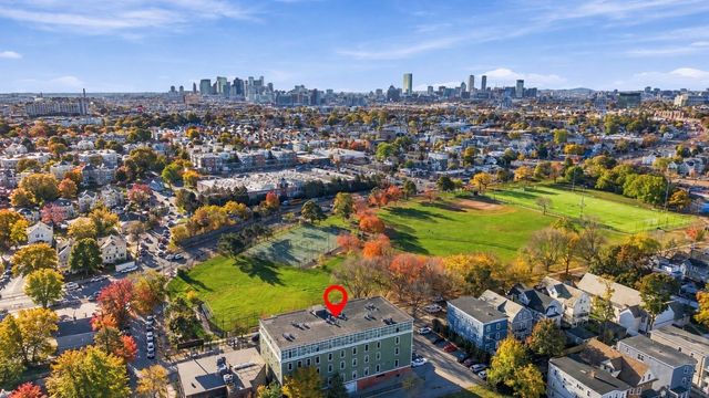 100 Fellsway West 302, Somerville, MA 02145