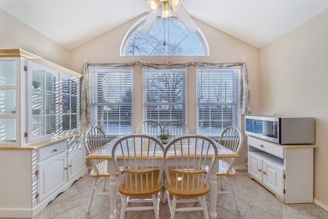 8108 S Juniper Avenue, Broken Arrow, OK 74011