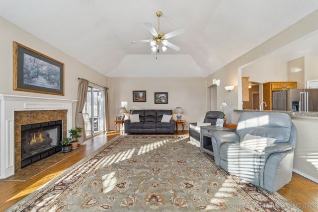 8108 S Juniper Avenue, Broken Arrow, OK 74011